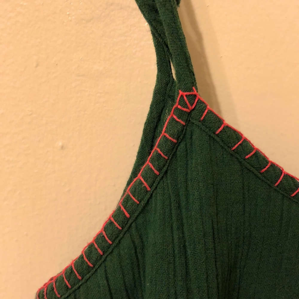 Embroidered Tank - Picture 2 of 4